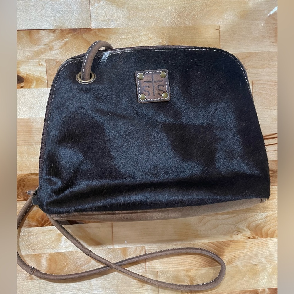 STS Cowhide Weezy Purse
